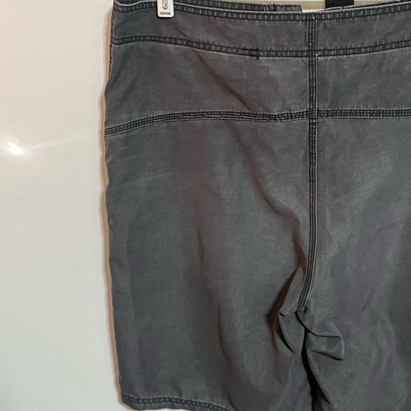 Hurley Gray Shorts Sz 36 - Picture 6 of 8